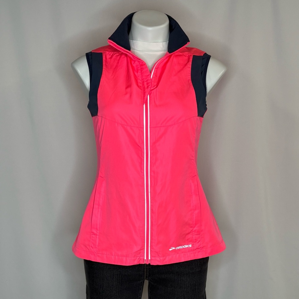 Reflective Reflective Running Vest III by Brooks - Women's Essential, Small